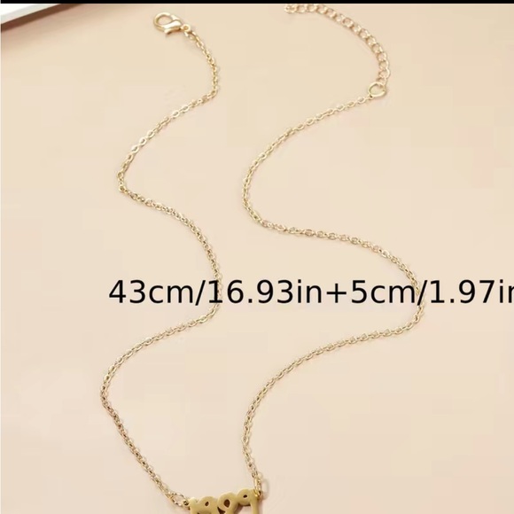 Taylor Swift 1989 Era Necklace - Gold available - Brand New - Picture 4 of 10